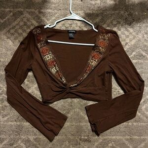 Eyeshadow cropped glitter design long sleeve